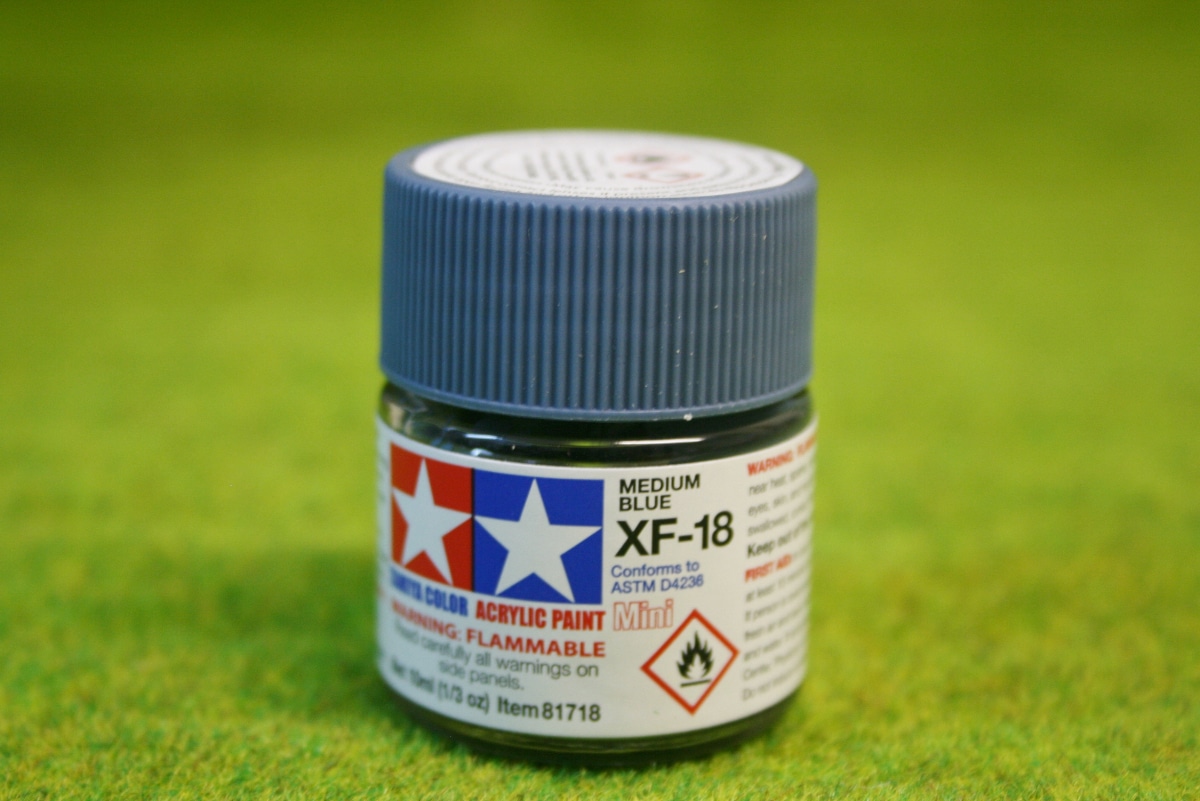 Tamiya Color MEDIUM BLUE Acrylic Mini Paint XF18 10mls – ARCANE Scenery ...