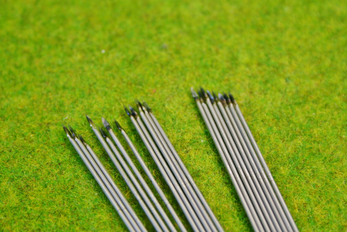 Metal wire Spears & Javelins 100mm long pack of 40 ARCANE Scenery and