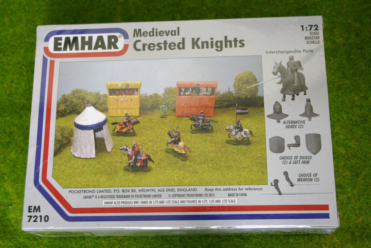 Emhar 7210 1:72 Medieval crested knights 