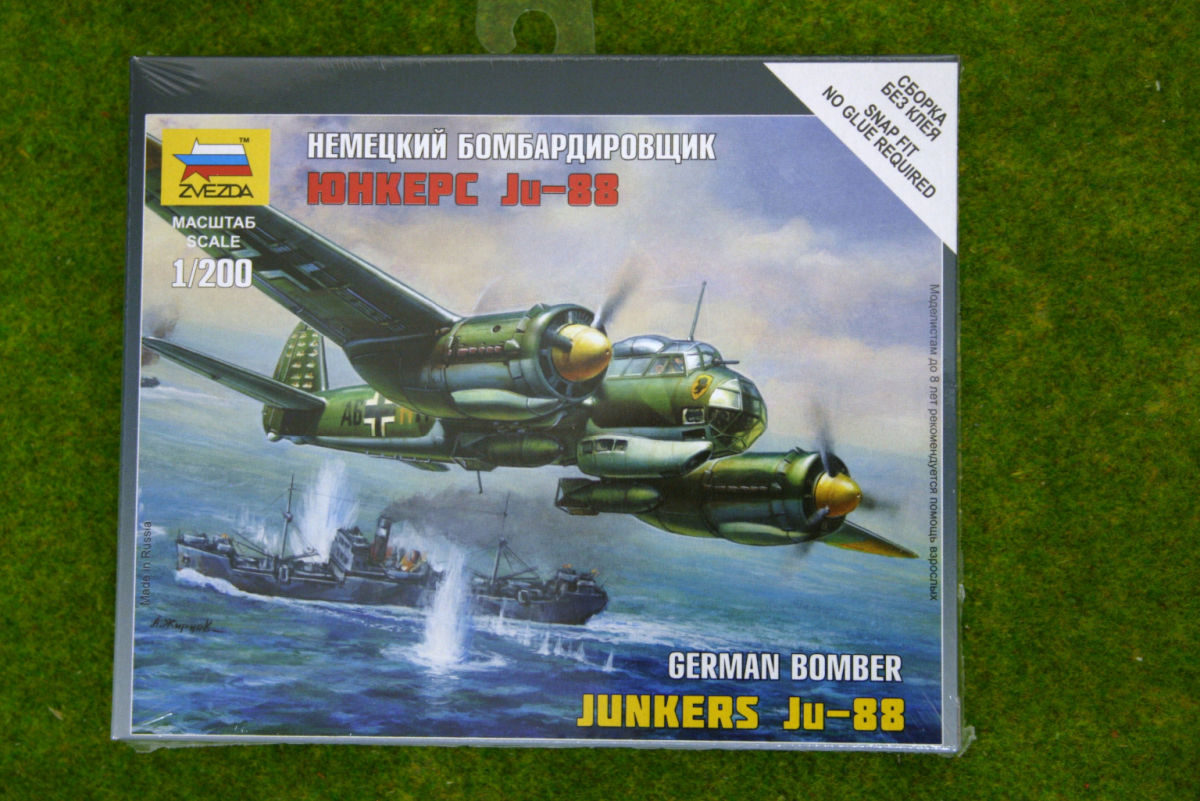 Zvezda GERMAN BOMBER JUNKERS JU-88 1/200 6186 