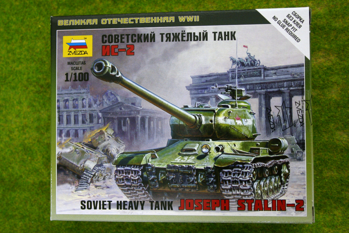 2 Soviet Heavy Tank 1/100 Scale 6201 ZVEZDA Joseph Staline 