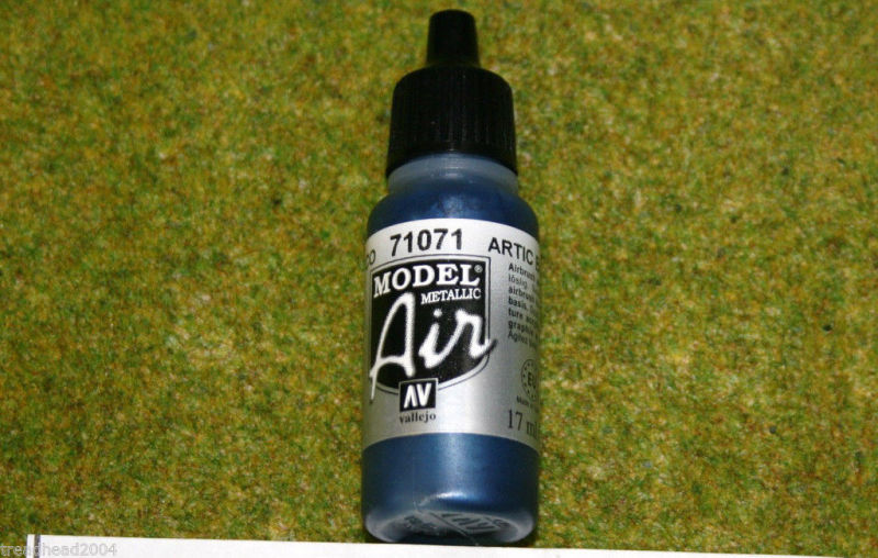 Vallejo Model Air ARTIC BLUE 71071 Acrylic Airbrush Paint 17mls