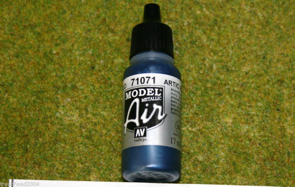 Vallejo Model Air ARTIC BLUE 71071 Acrylic Airbrush Paint 17mls